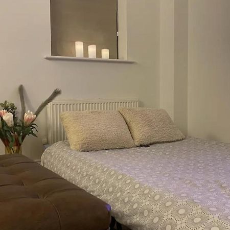 Modern Town House In Cotswolds - 3 Double Bedrooms Witney Luaran gambar