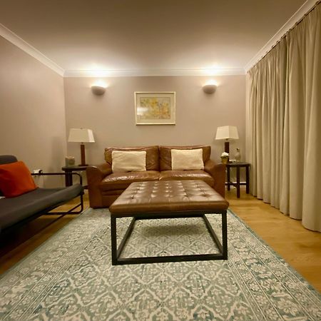 Modern Town House In Cotswolds - 3 Double Bedrooms Witney Luaran gambar