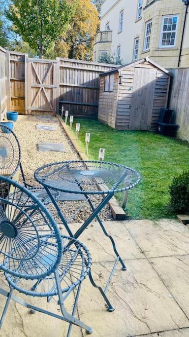 Modern Town House In Cotswolds - 3 Double Bedrooms Witney Luaran gambar
