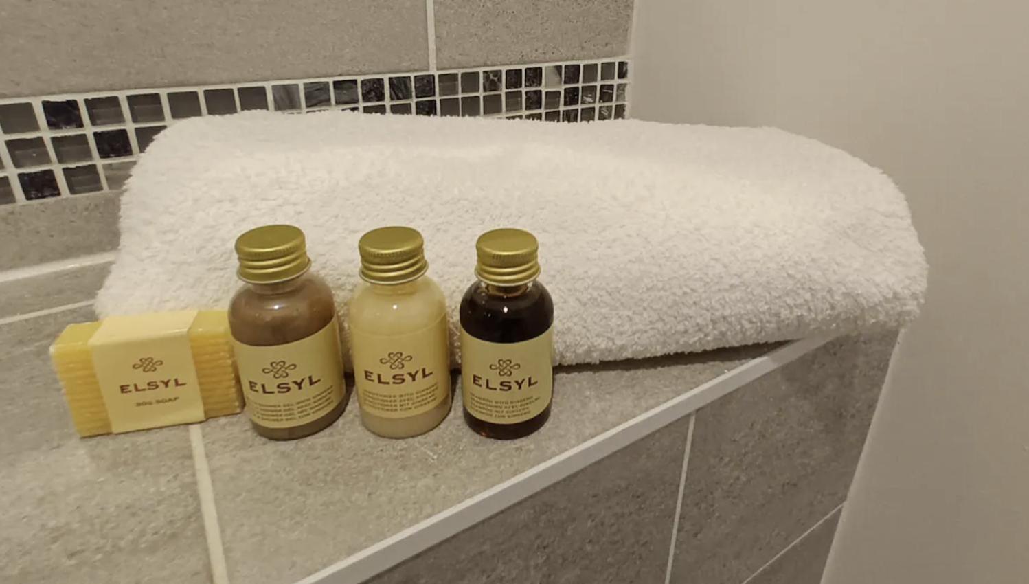 Modern Town House In Cotswolds - 3 Double Bedrooms Witney Luaran gambar
